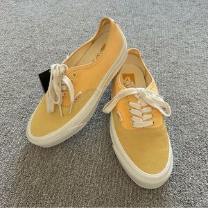 Vans Reissue 44 Authentic Salt Wash Yellow Women’s 8.5 / Men’s 7 NWT